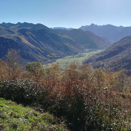 Вилла Le Lauriolle Bilheres en Ossau Экстерьер фото