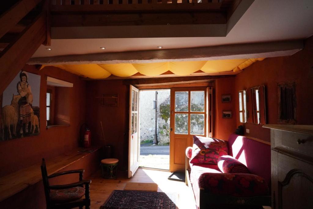 Вилла Le Lauriolle Bilheres en Ossau Экстерьер фото